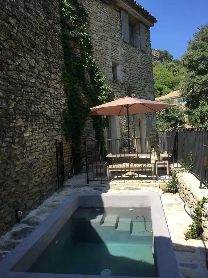 La Calade, Maison De Village 戈尔德