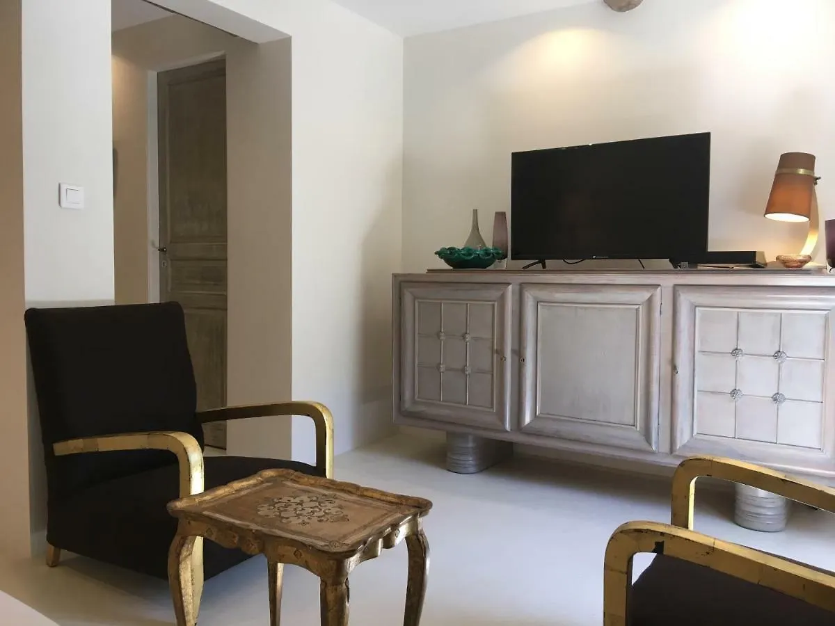 La Calade, Maison De Village 戈尔德 0*,